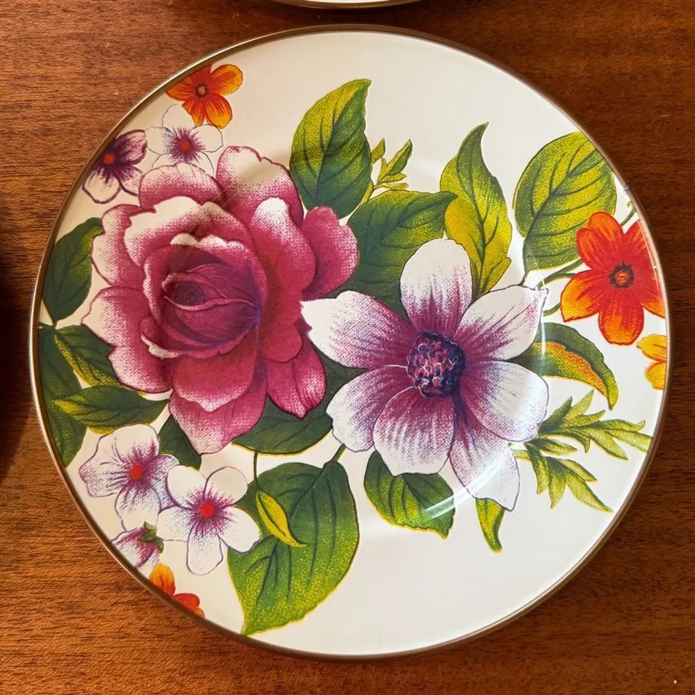 NWOT 4 MacKenzie-Childs Flower Market Abundant Floral Plate Set White Pink Green